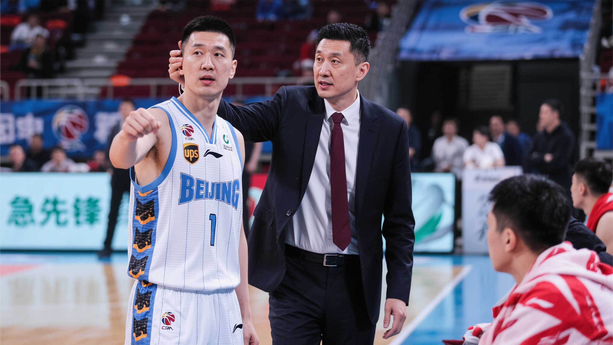 例如，北京队曾因困境找来一位备受推崇，“急先锋”般